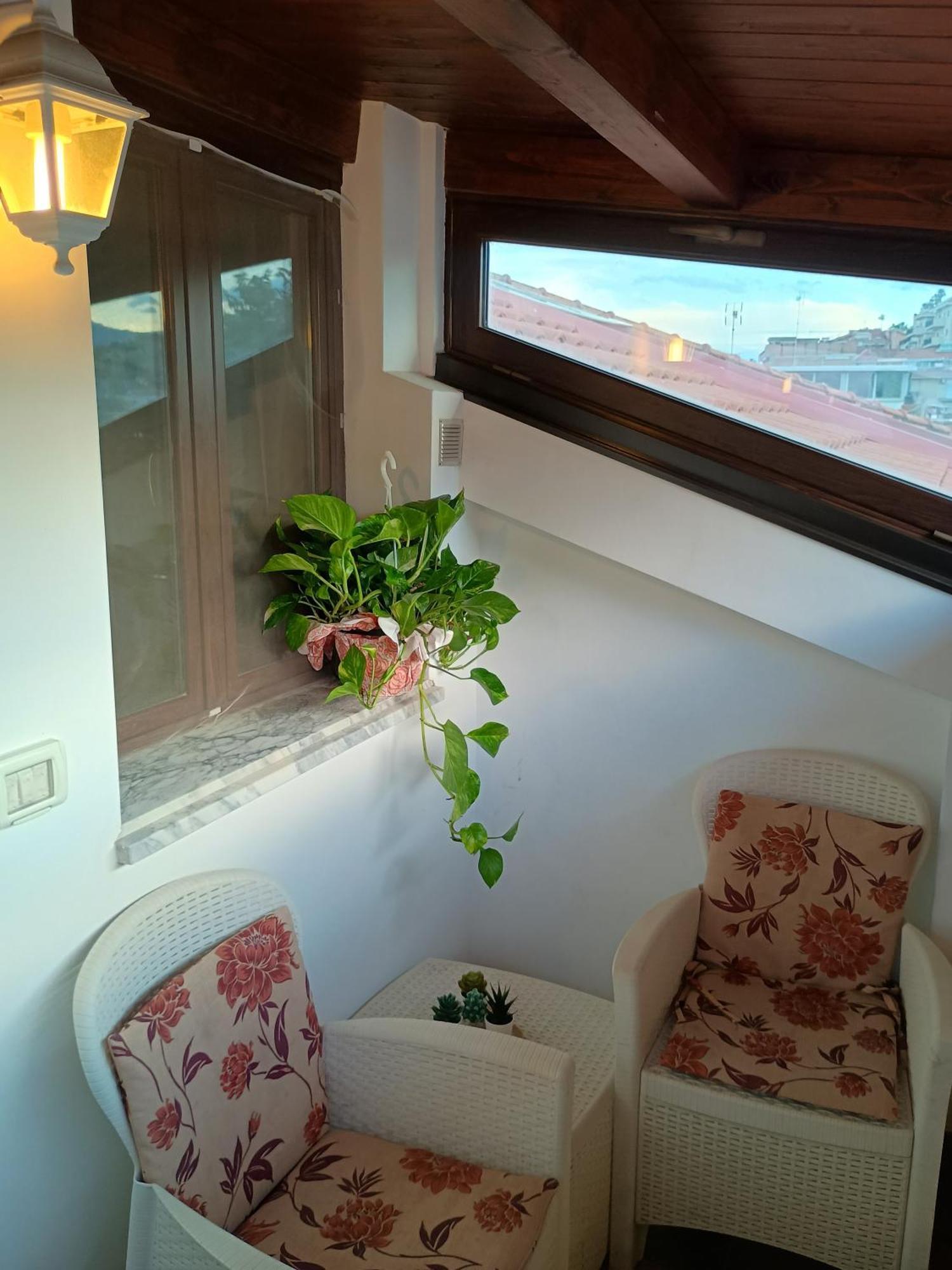 Villa Marysa Studio Apartment Giardini Naxos Εξωτερικό φωτογραφία
