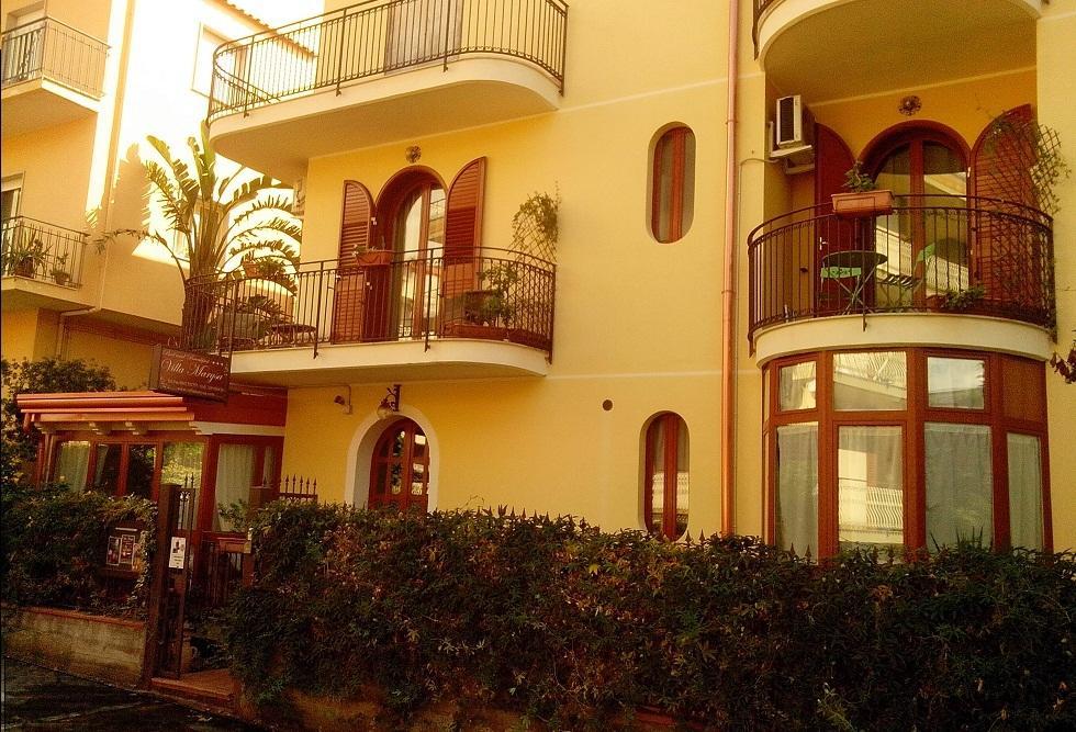 Villa Marysa Studio Apartment Giardini Naxos Εξωτερικό φωτογραφία