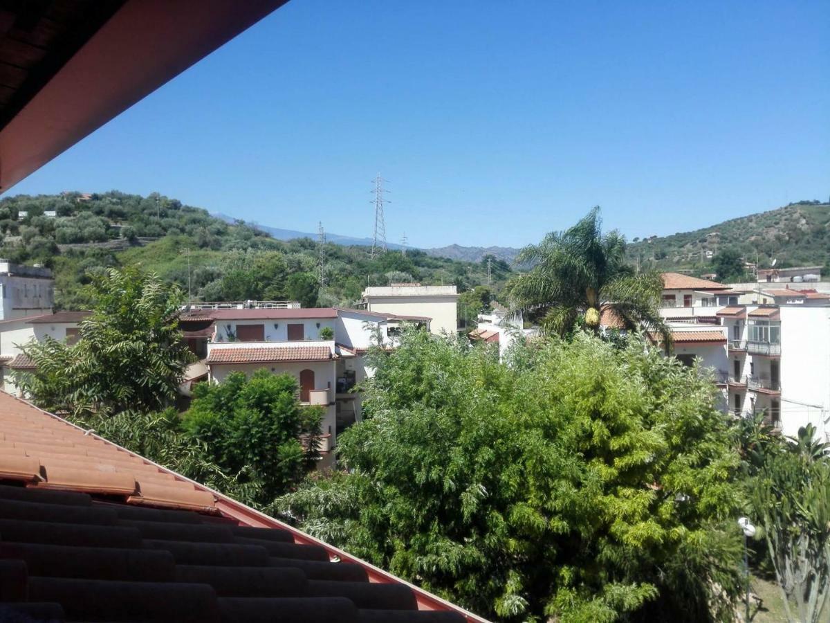 Villa Marysa Studio Apartment Giardini Naxos Εξωτερικό φωτογραφία